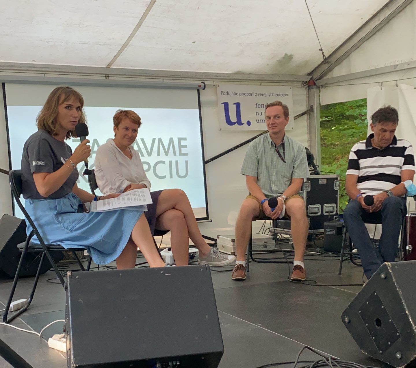 Diskusia na festivale Slovenské Alternatívne Leto